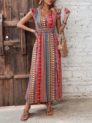 Robe bohème avec manches volantées et fente latérale