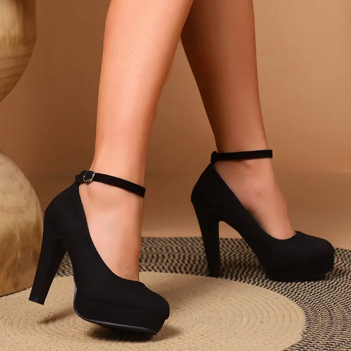 Elegante und Verführerische Hochhackige Schuhe