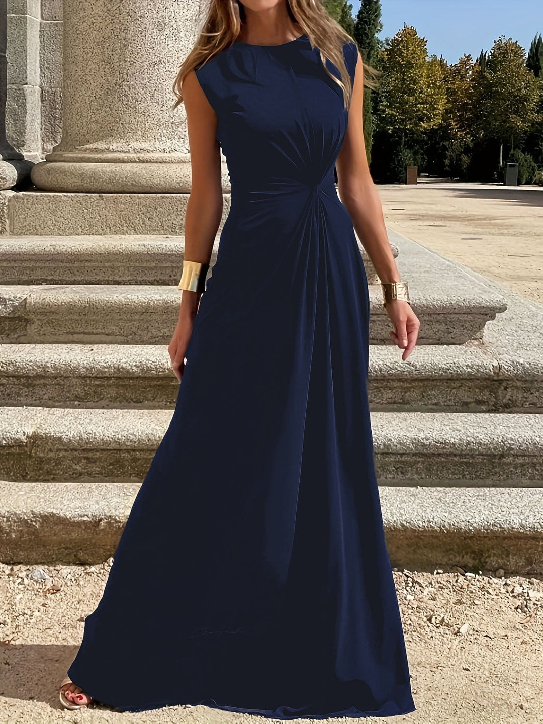 Damen Maxikleid mit Elegantem Knoten-Detail und Fließendem Schnitt