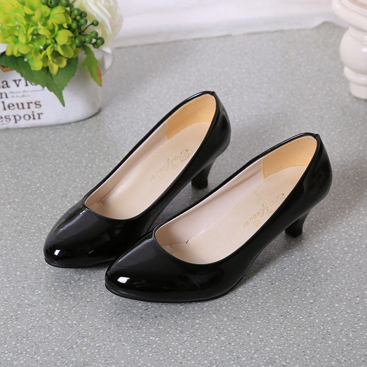 Damen klassische Pumps mit elegantem Absatz und modischem Design