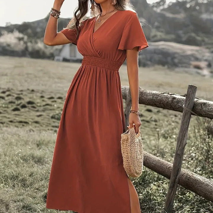 Damen Maxikleid mit fließendem Schnitt und Wickeldetails